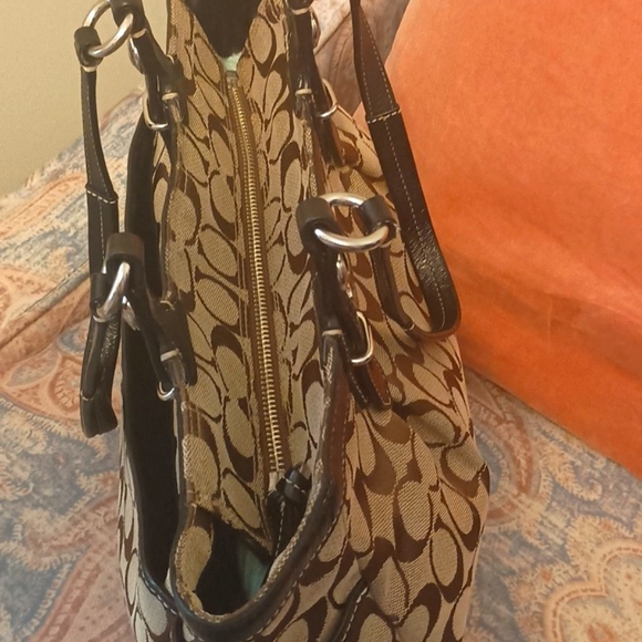 Coach Bag - Picture 8 of 12